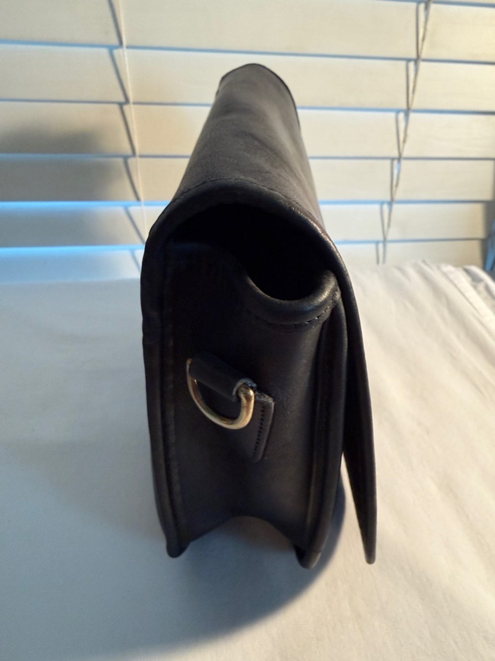 Vintage Coach Convertible Clutch 9635 - Picture 5 of 9